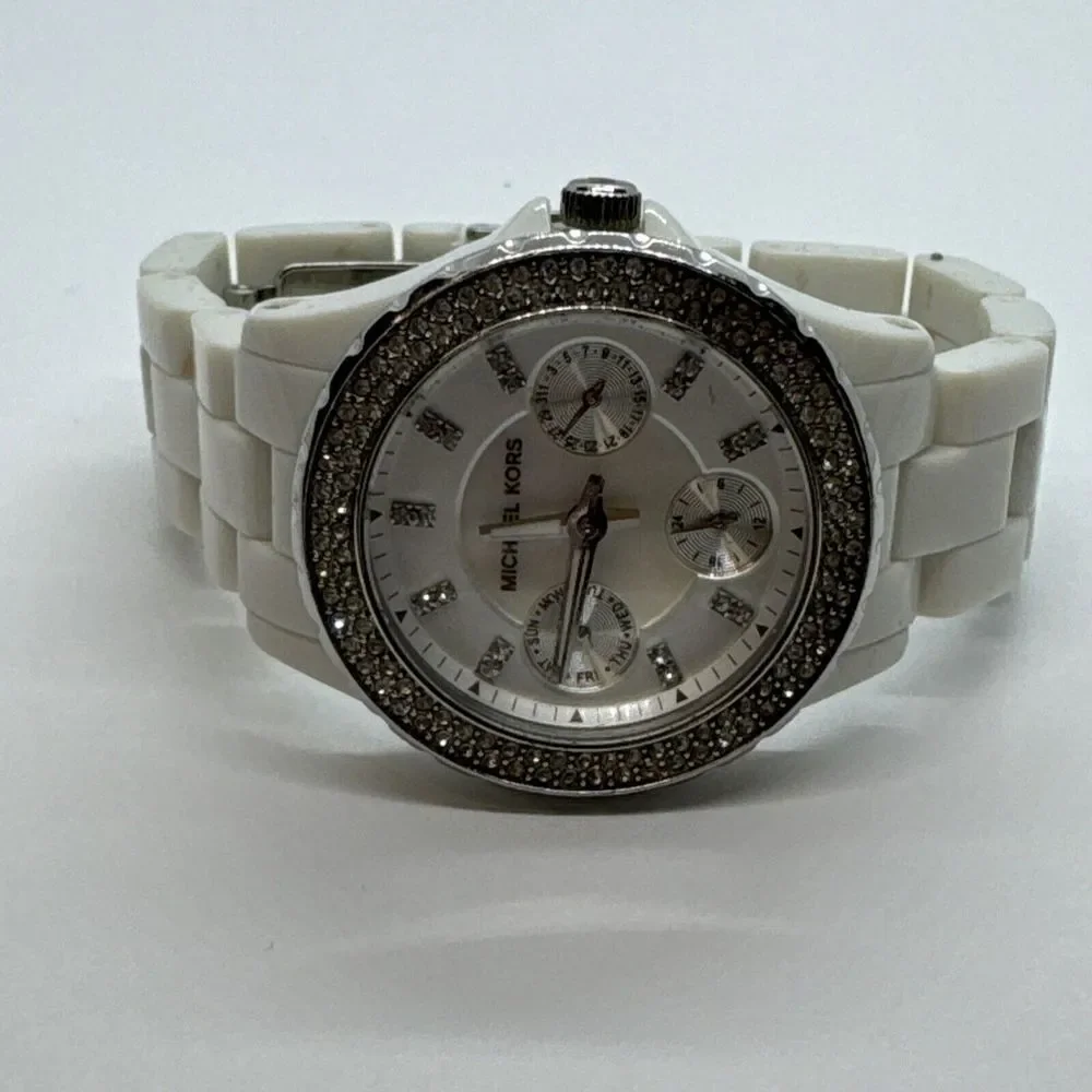 Michael Kors MK5458 Women's White Acrylic Analog Dial Quartz Wrist Watch JNA294
